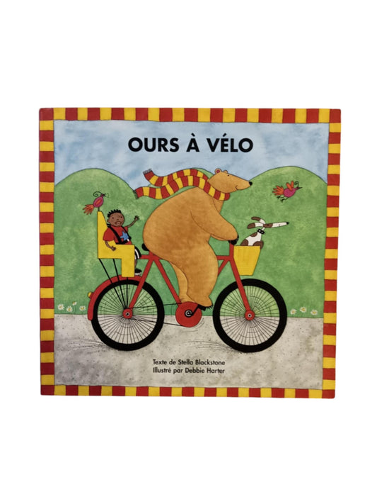 Ours à vélo