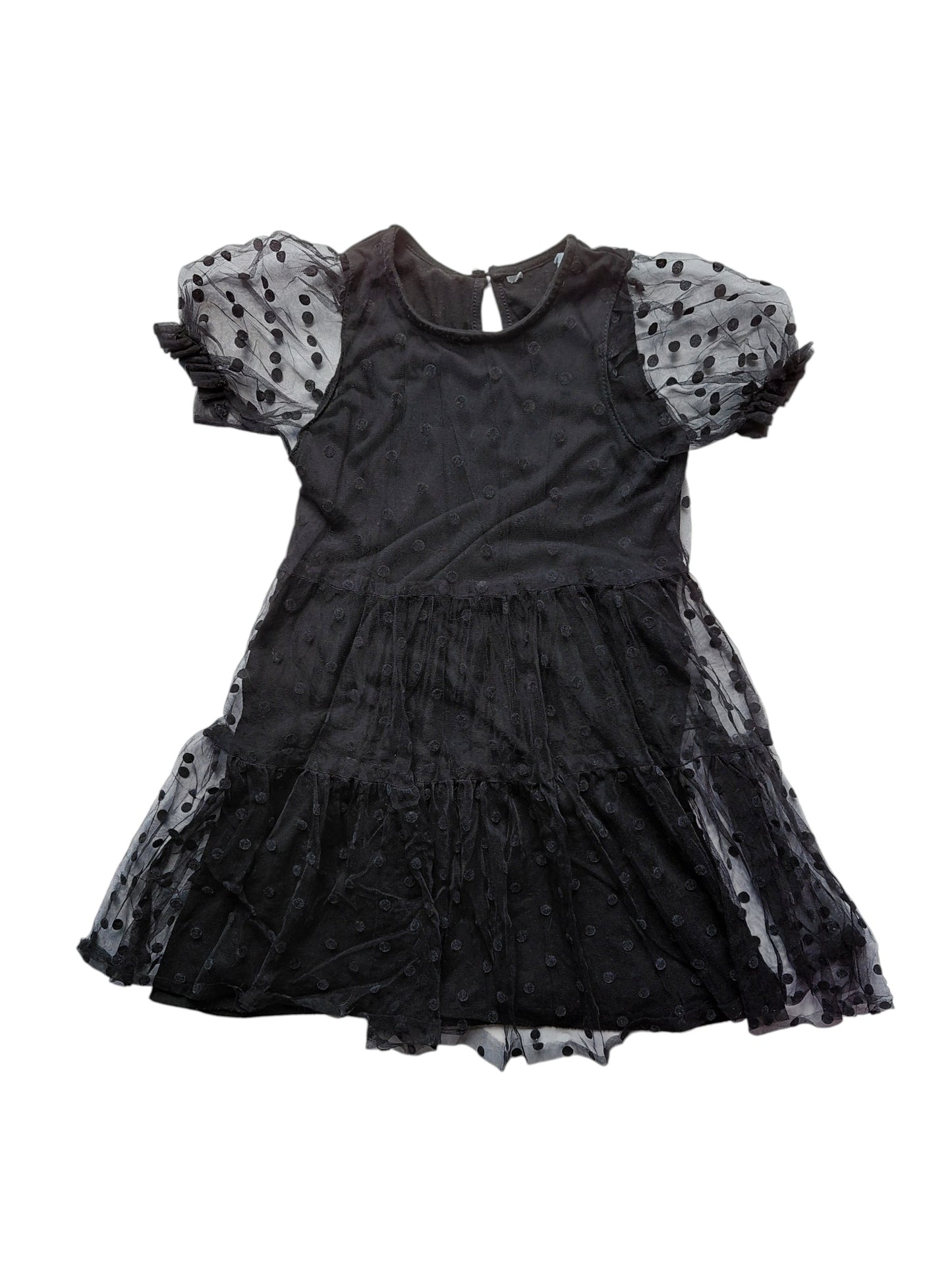 Robe - AKA - Approx. 5 ans