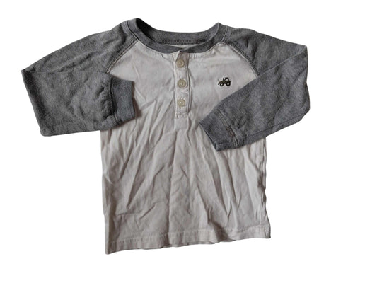 Chandail - Carter's - 18 Mois *Minime Imparfait.